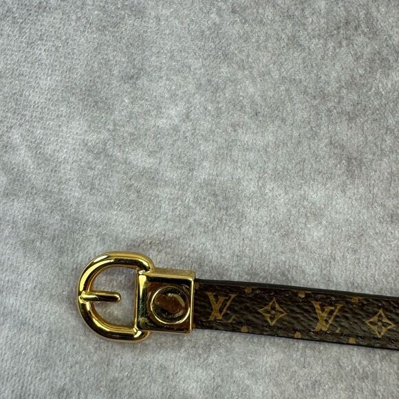 Louis Vuitton Fasten Your LV Monogram Bracelet - Picture 11 of 15